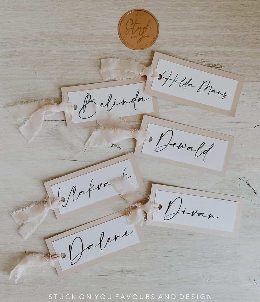 Basic Ribbon Place Cards – Stuck On You Weddings